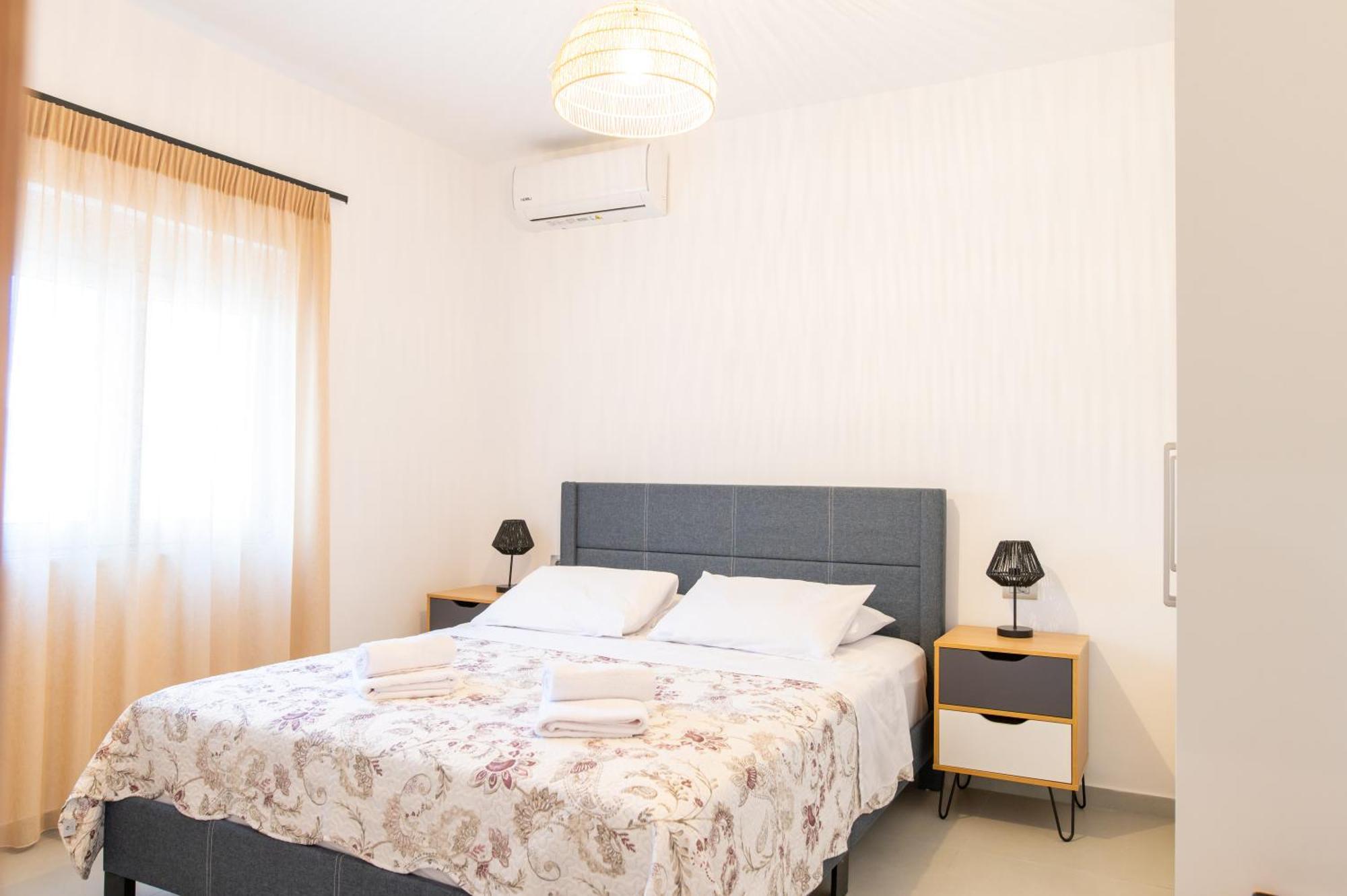 Airvista Apartments Antimachia Bagian luar foto